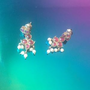 Costume Jewellery// Drop earrings